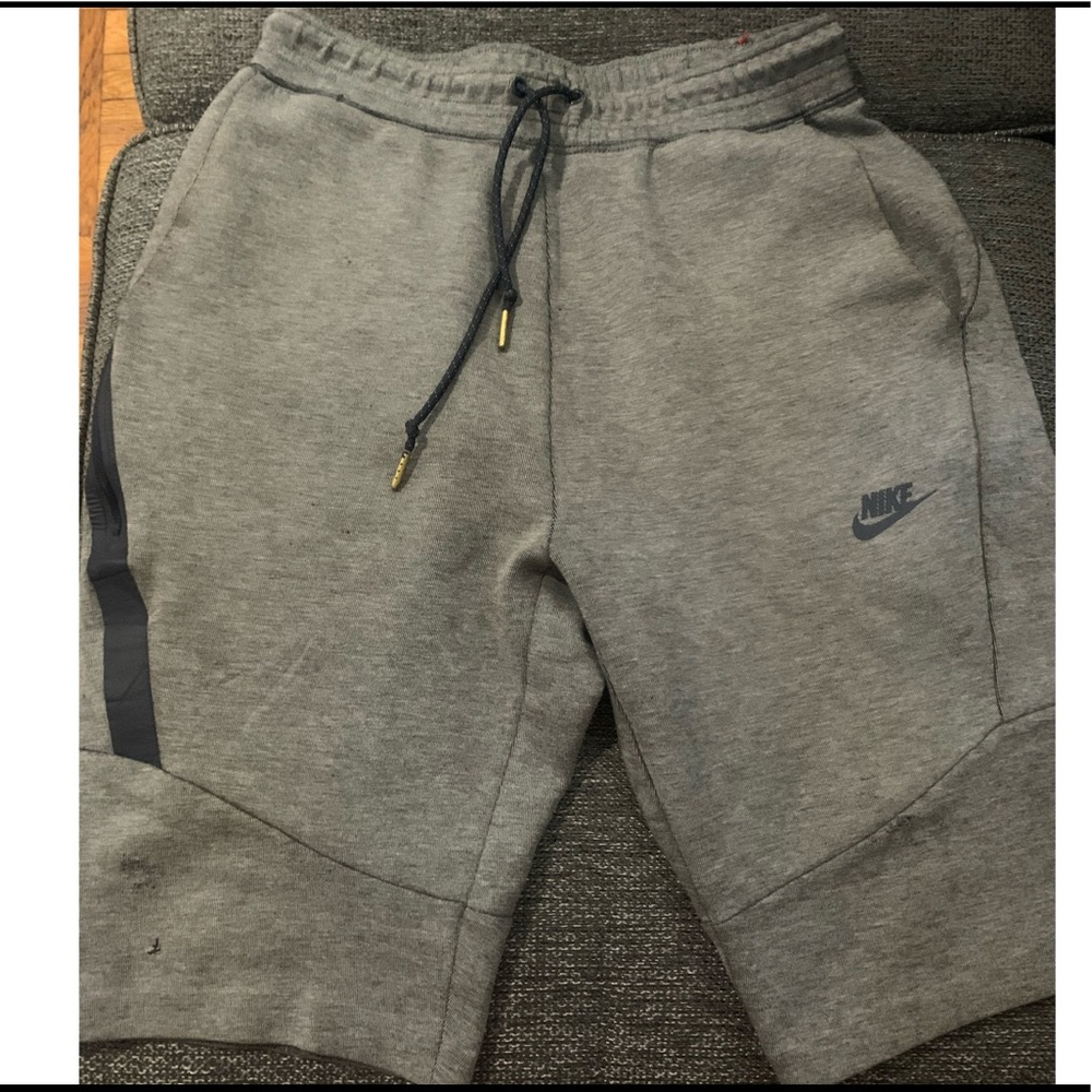 Nike Tech Grey Men Shorts - size small